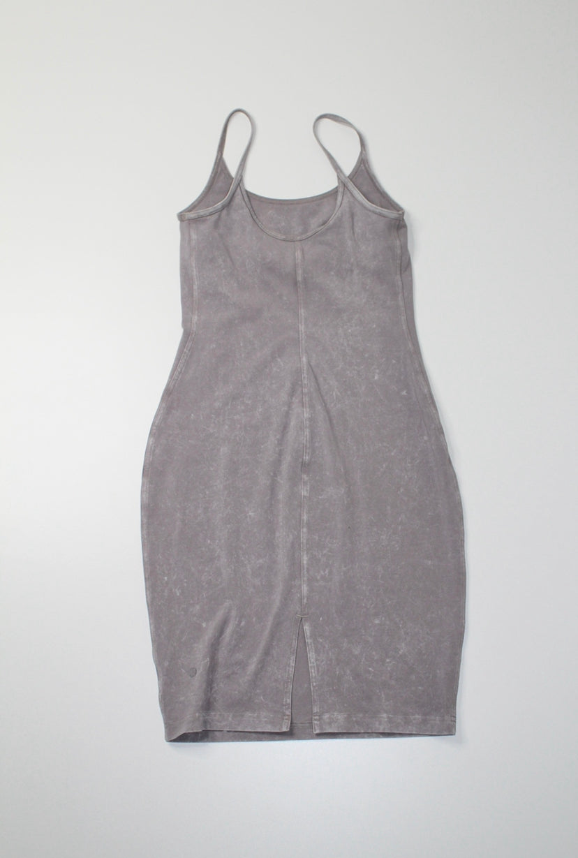 Lululemon washed half moon ‘inner glow’ dress, size 4 *new