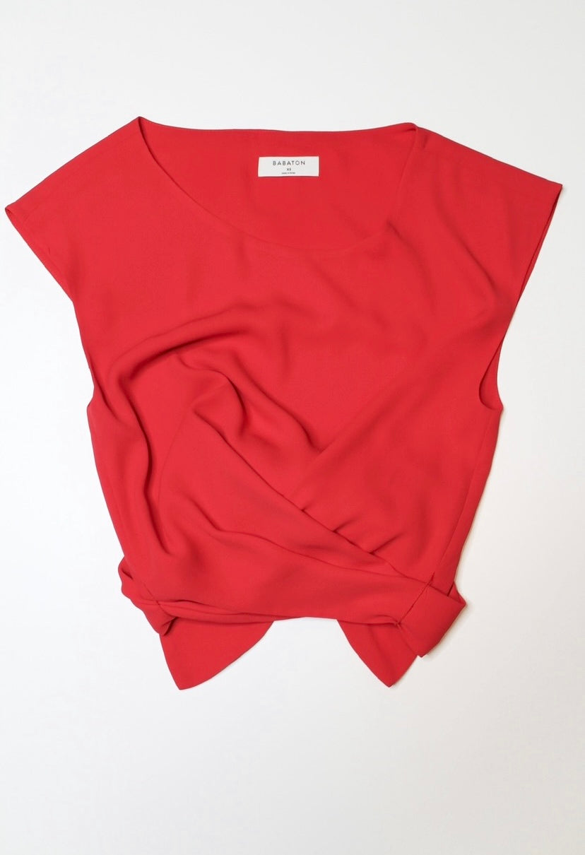 Aritzia babaton red short sleeve cropped blouse, size xs (price reduced: was $36)