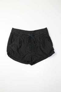 Aritzia wilfred black linen shorts, size 2 (price reduced: was $24)
