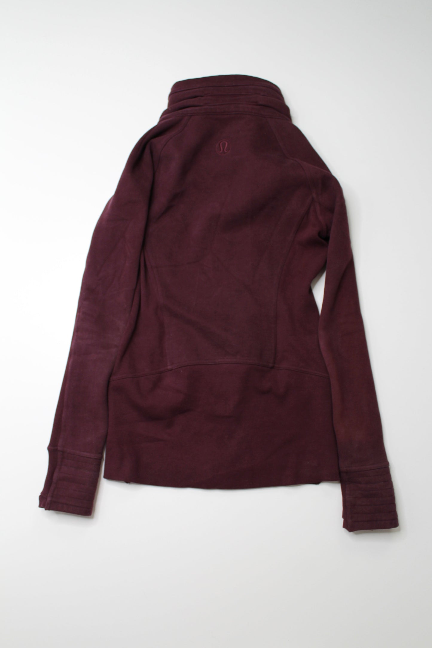 Lululemon cassis radiant jacket, size 4 (price reduced: was $58)