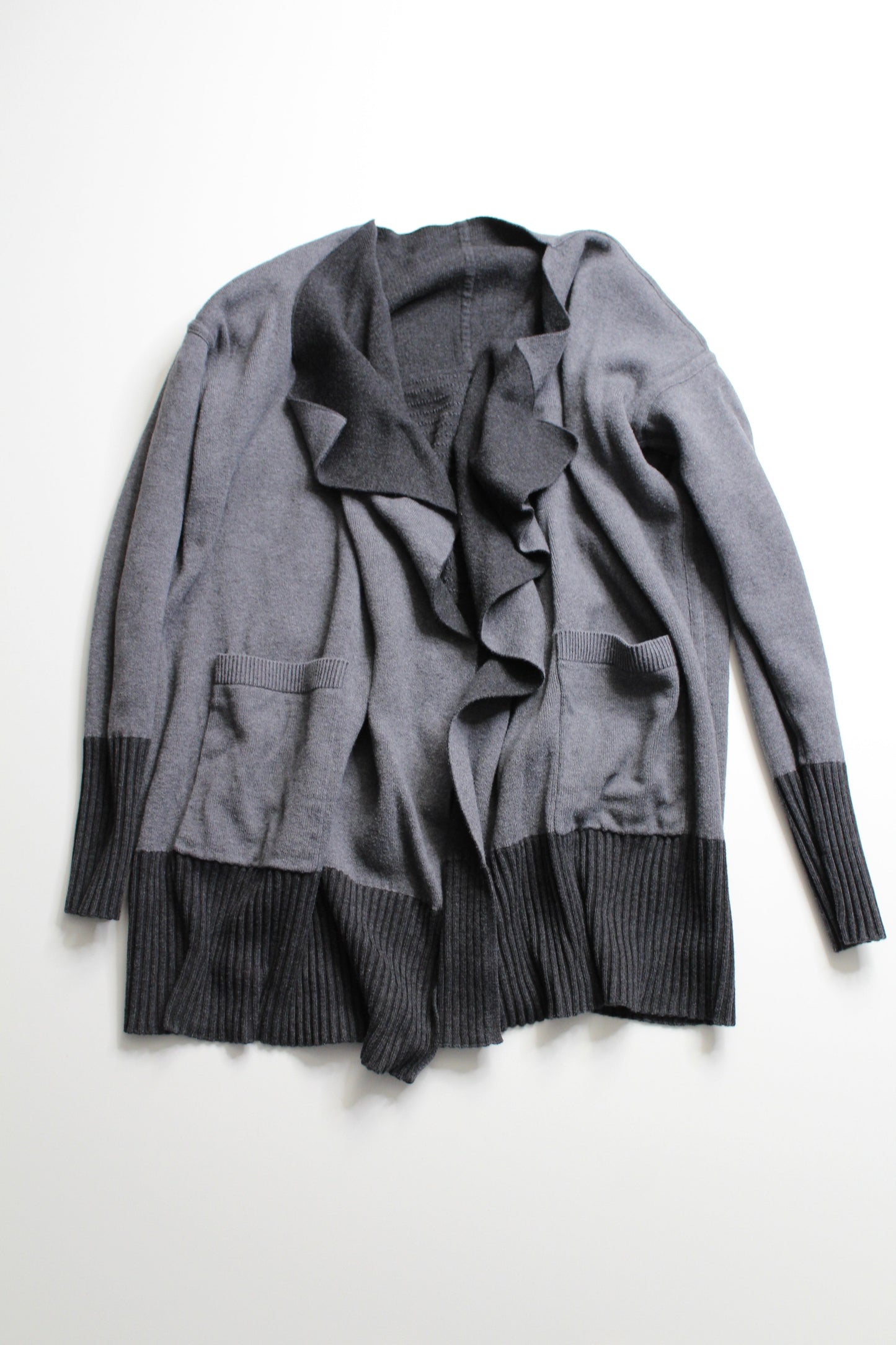 Lululemon grey knit ‘still lotus’ wrap, size 8 (price reduced: was $58) *reversible (additional 50% off)