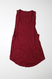 Lululemon deep red cotton tank, no size. Fits like size 4 (additional 50% off)