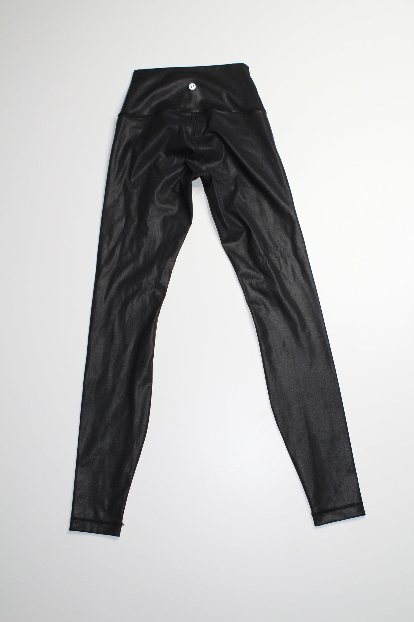 Lululemon wunder under high rise tight, size 2 (28”) *matte black foil