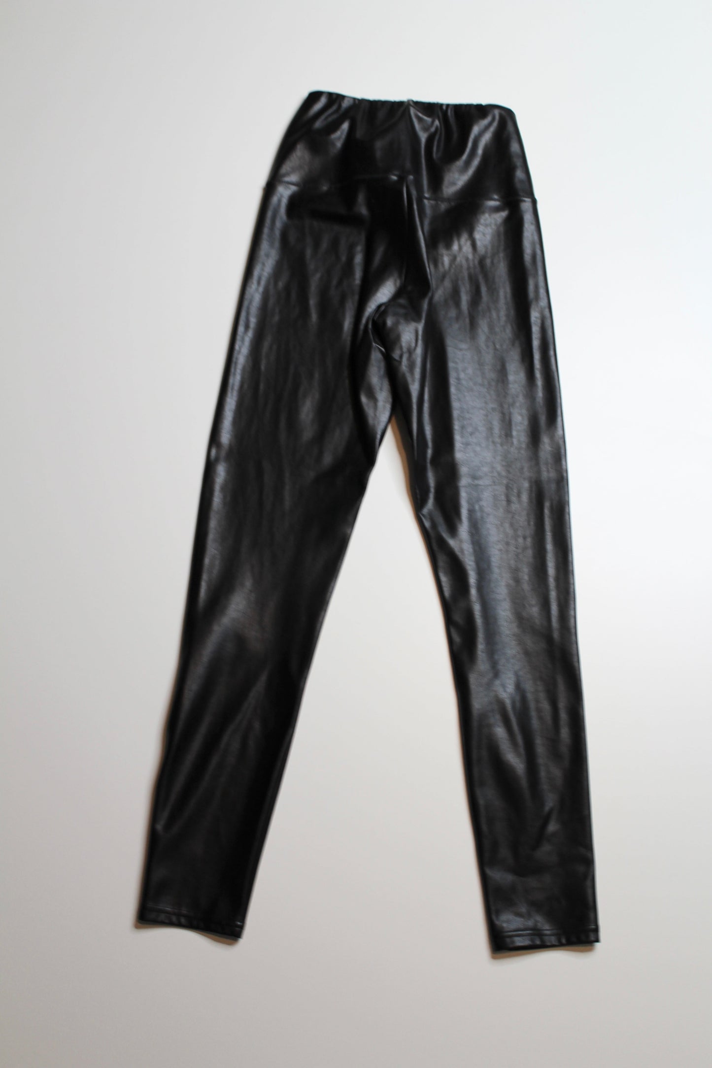 Aritzia wilfred free daria faux leather legging, size xs *full length