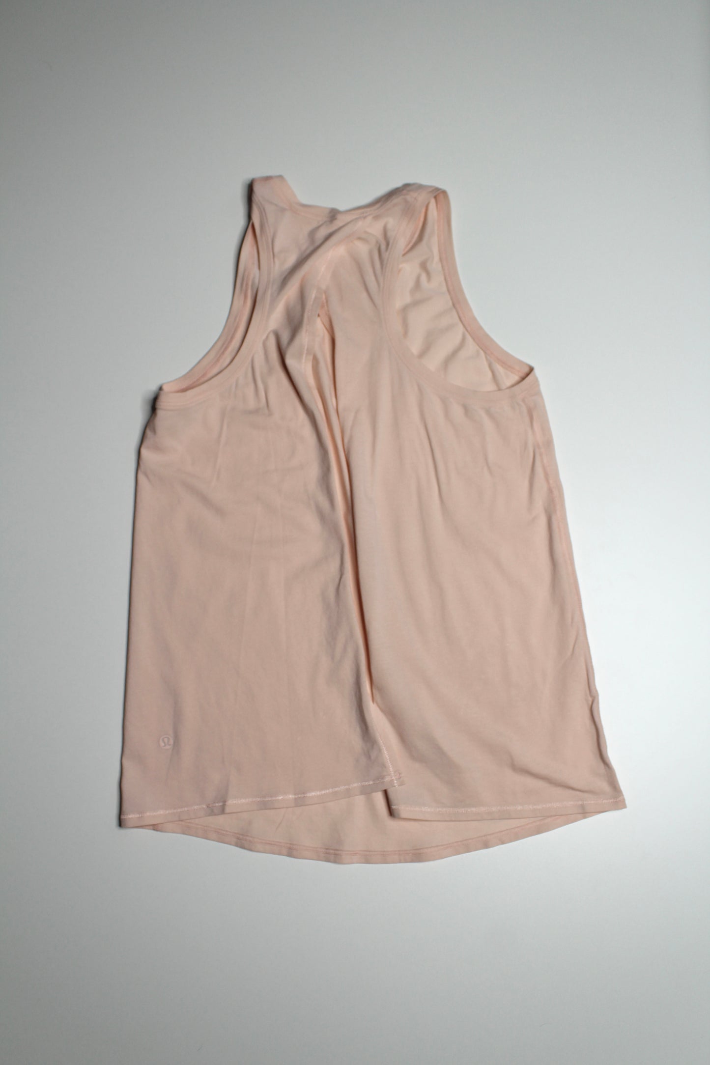 Lululemon coral tie back tank, fits 4/6 (price reduced: was $25)