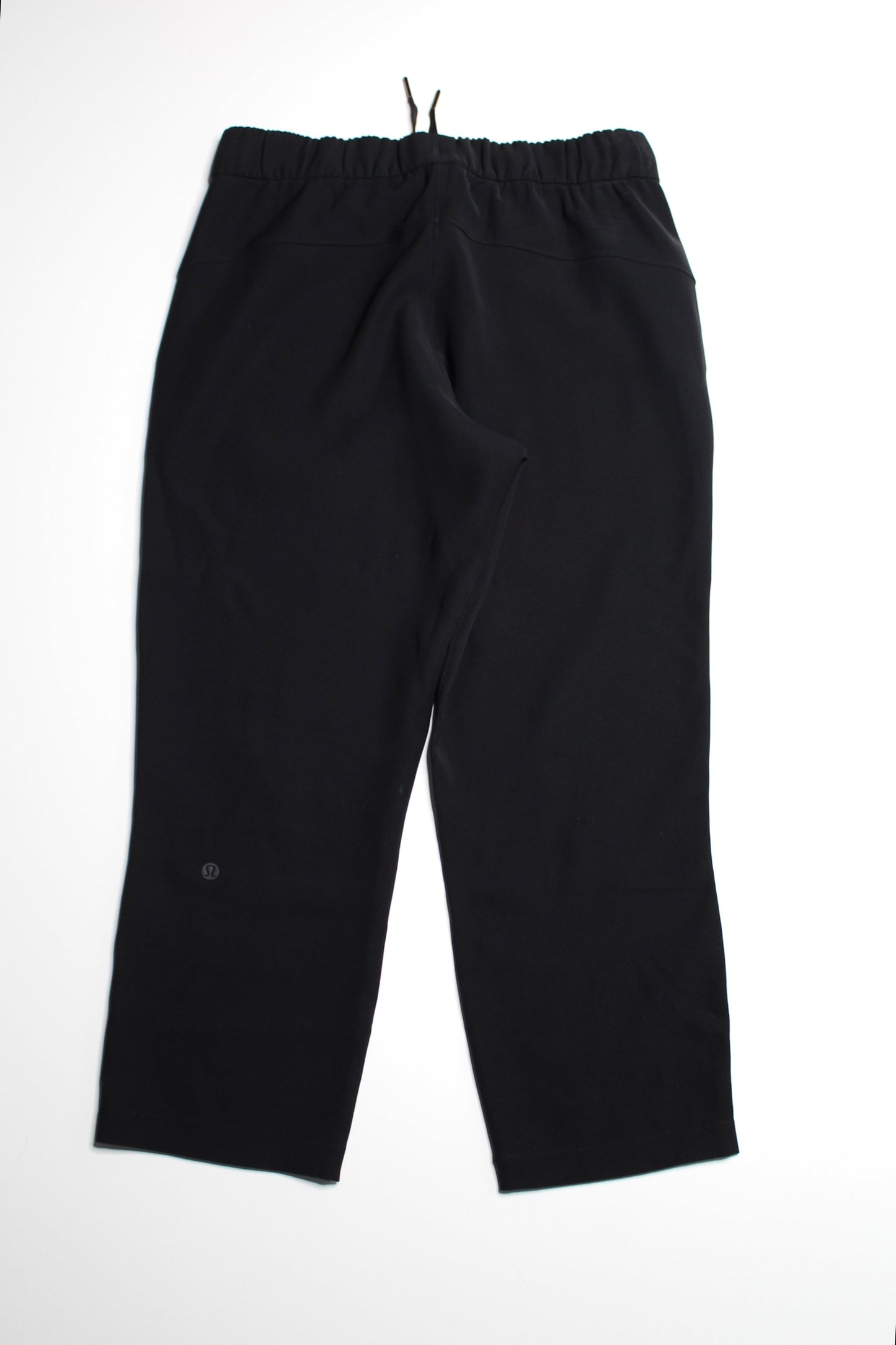 Lululemon black on the fly crop, size 6 (23”) *woven (price reduced: was $58)