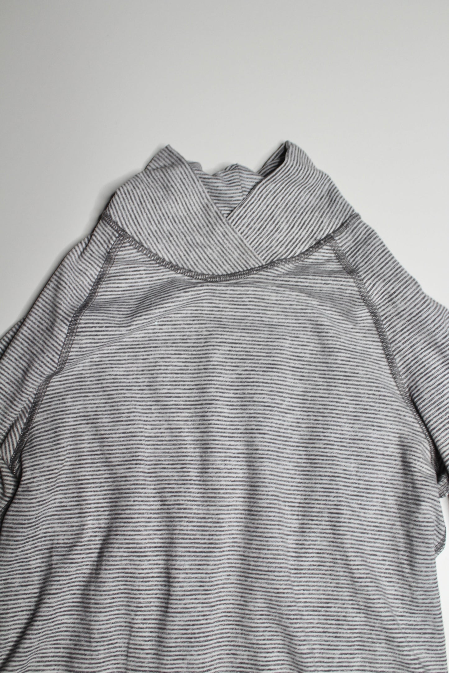 Lululemon tonka stripe warm your core long sleeve, size 4 (relaxed fit) (price reduced: was $48)