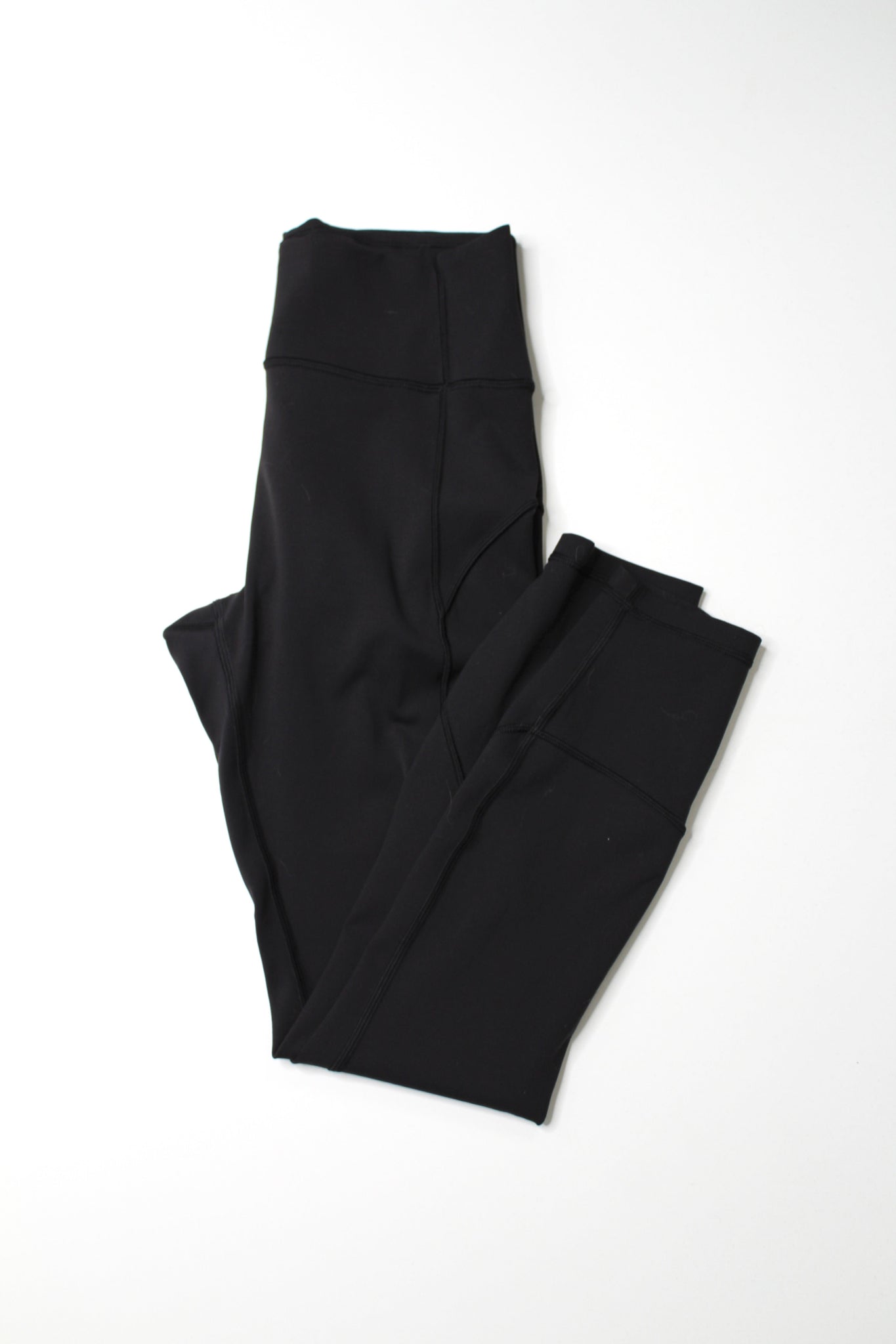 Lululemon black in movement tight, size 6 (25") *everlux (price reduced: was $58)