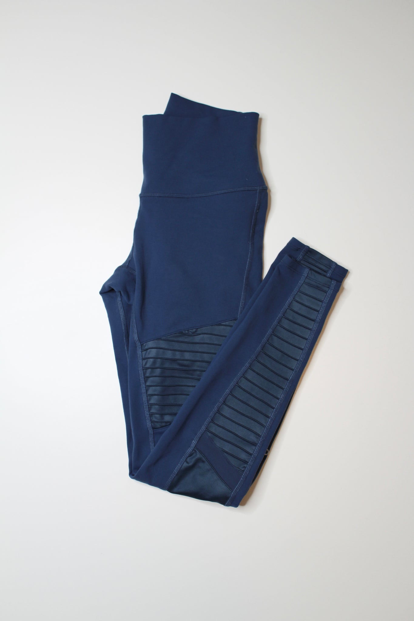 Alo Yoga blue moto leggings, size small 