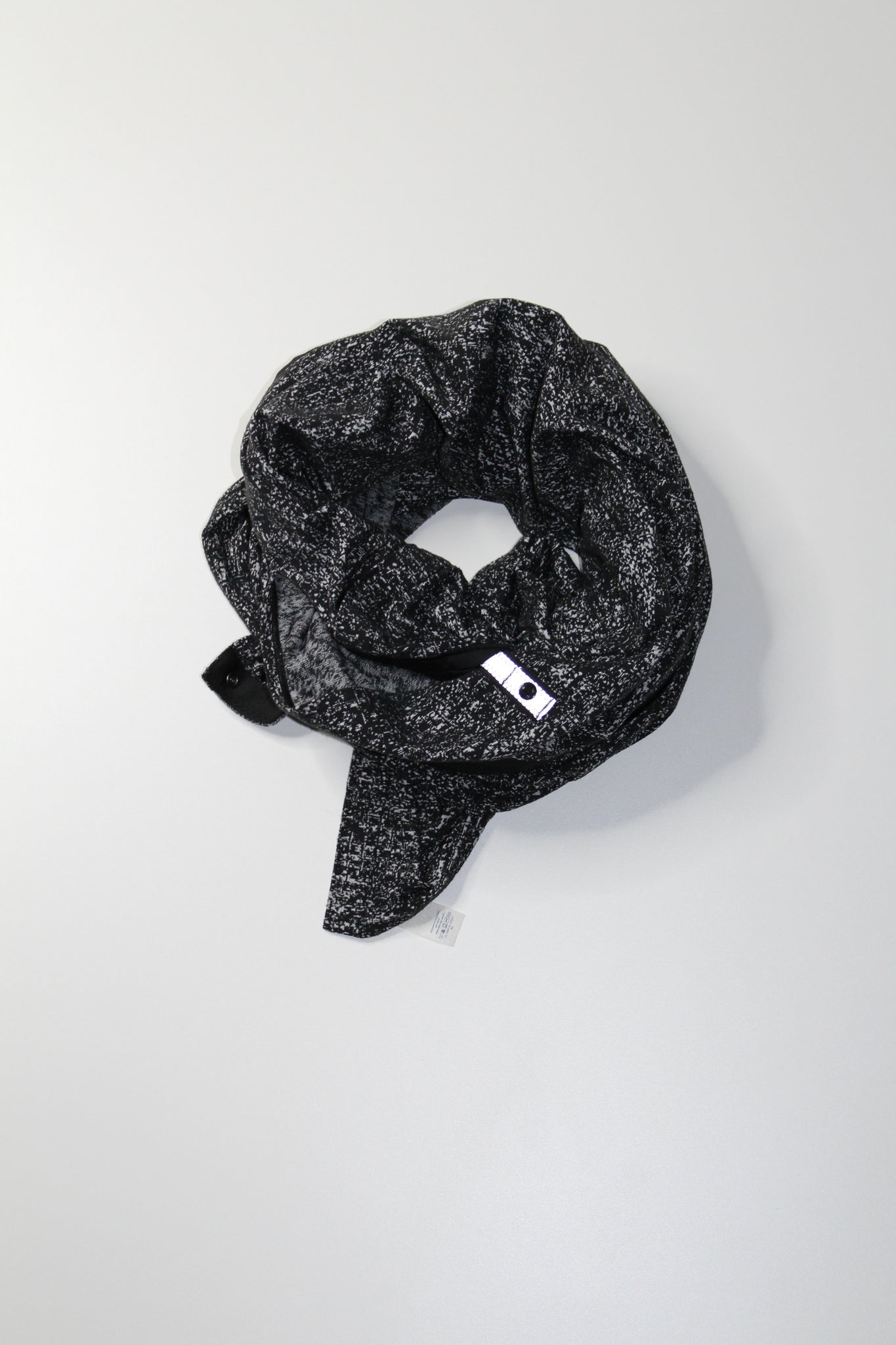 lululemon vinyasa wrap scarf