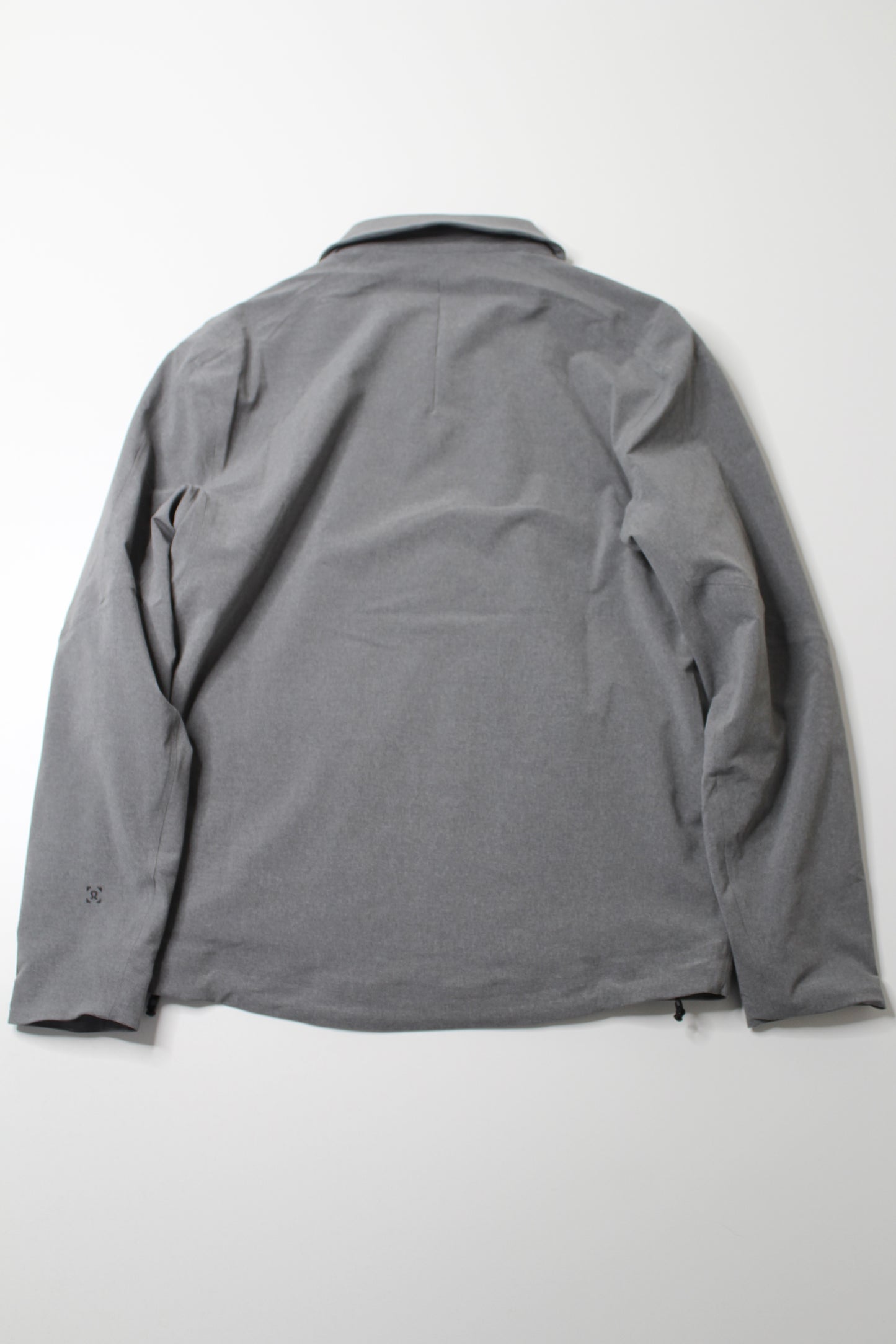 Mens lulu grey ‘interurban warmth’ jacket, size medium (price reduced: was $98)