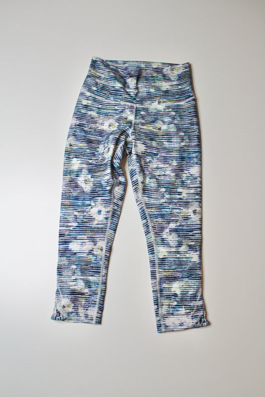 Lululemon blurry belle multi true self crop II, Size 6 (21”) (price reduced: was $42)