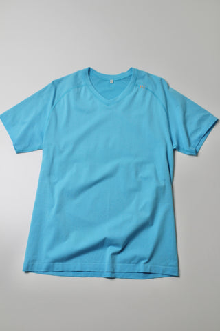 Mens lulu peacock blue metal vent short sleeve, size medium (price reduced: was $30)