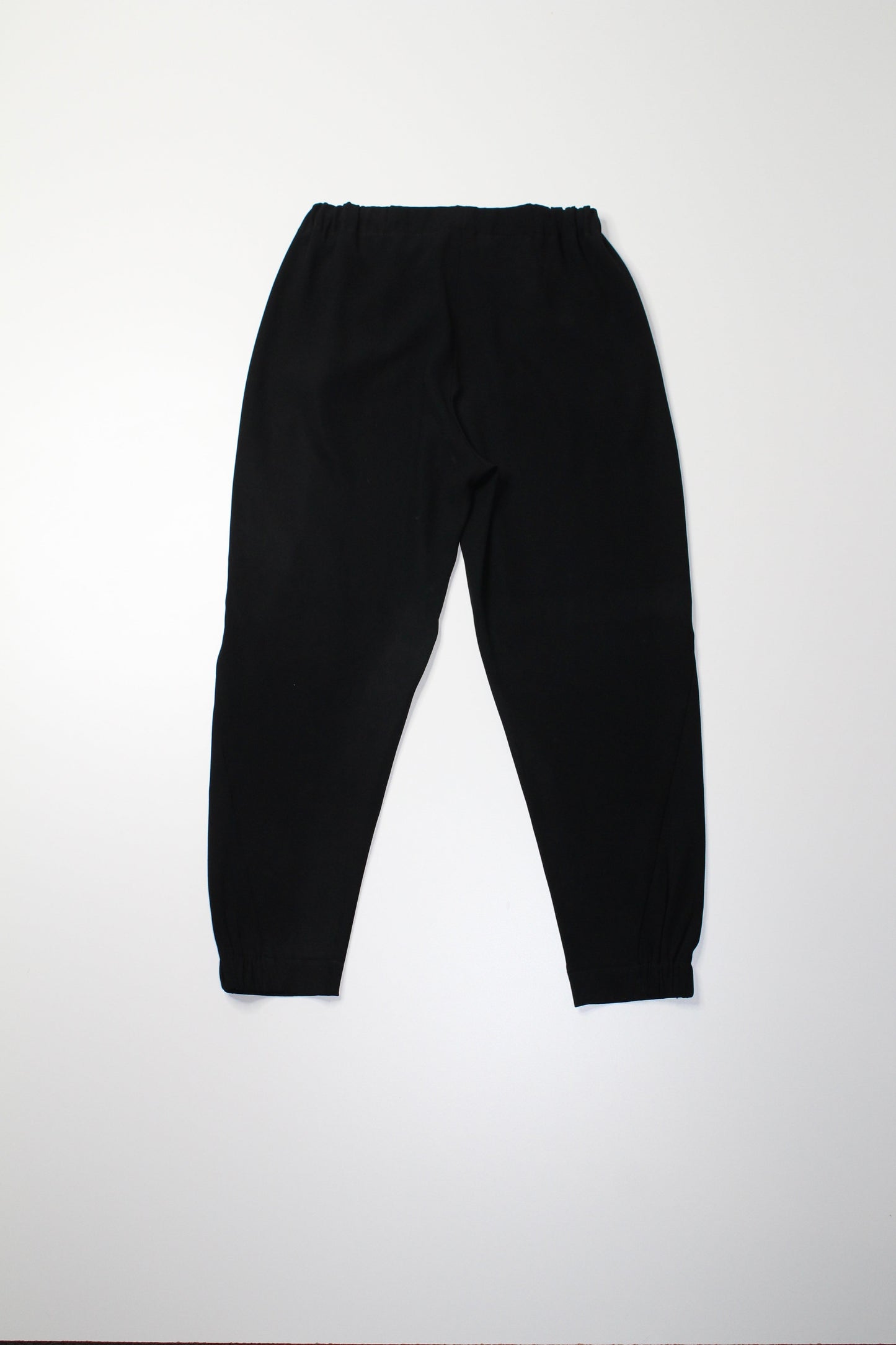 Aritzia Babaton black ‘dexter’ jogger style dress pant, size xs (sale: was $48)