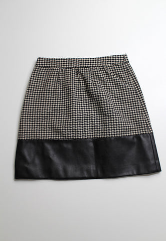 J.CREW houndstooth skirt, size 0 (fits size xs/small) (additional 20% 0ff)