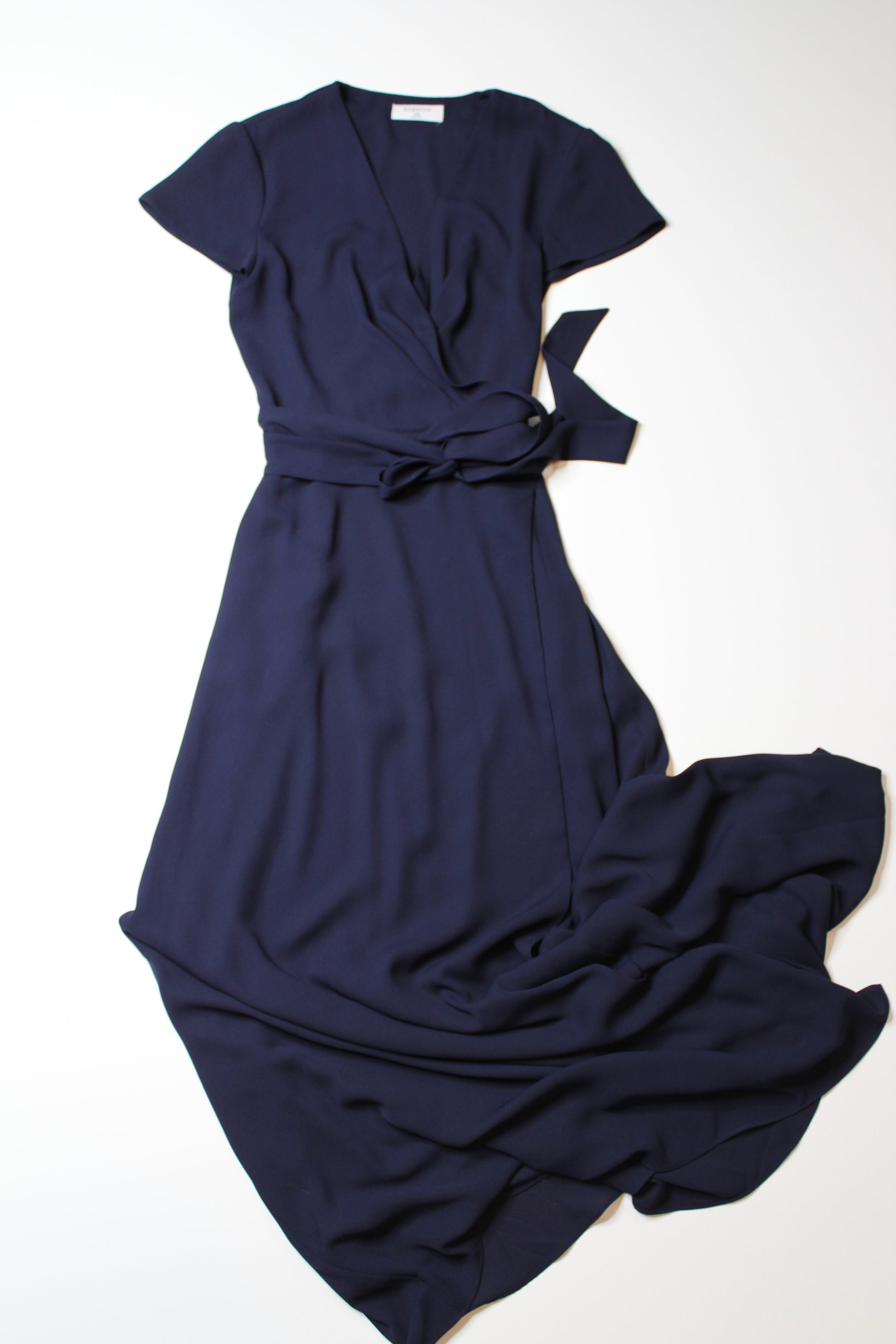 Aritzia Babaton navy wrap dress, size xxs (additional 20% off) Aritzia Babaton navy wrap dress, size xxs (additional 20% off)