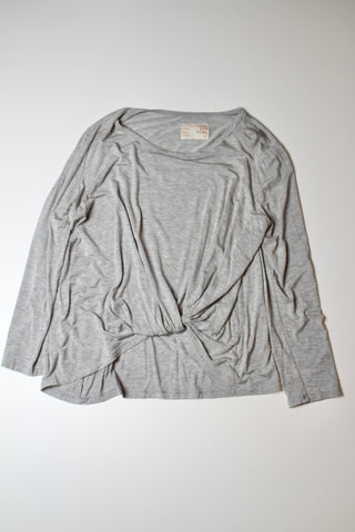 Jackson Rowe grey winter knotty long sleeve, size large (price reduced: was $30