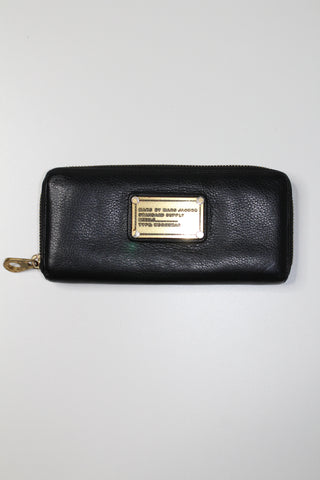Marc Jacobs black leather wallet (additional 20% off)