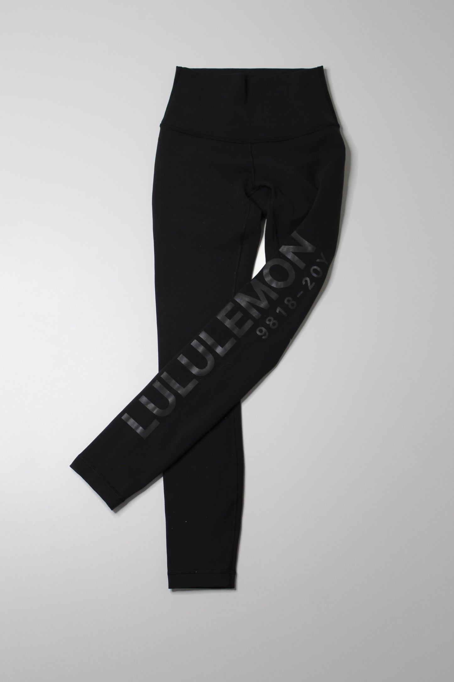 Lululemon black ‘wunder under’ leggings, size 2 (25”) *special edition (price reduced: was $58)