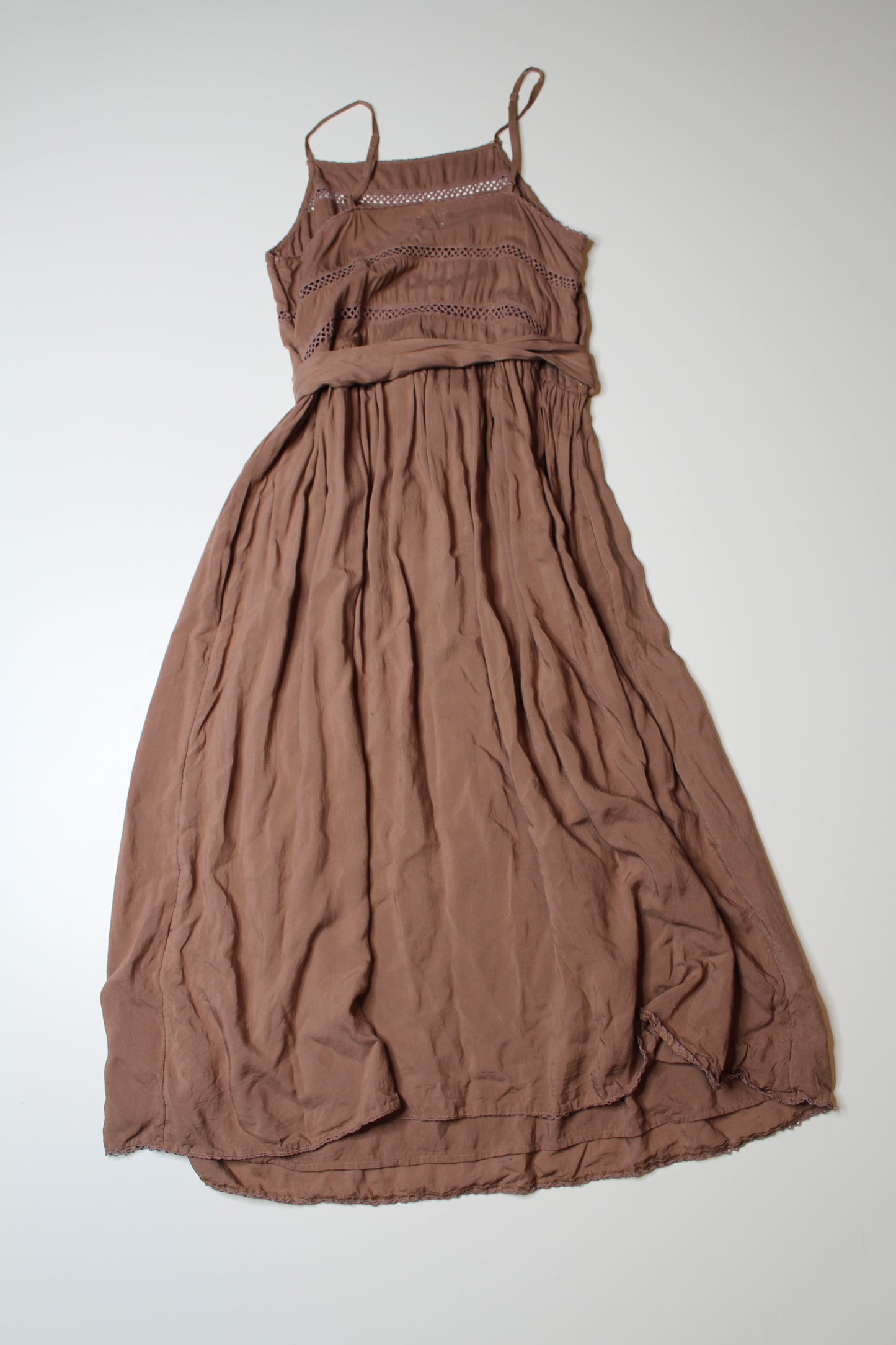 Aritzia wilfred fawn boho midi dress, size small