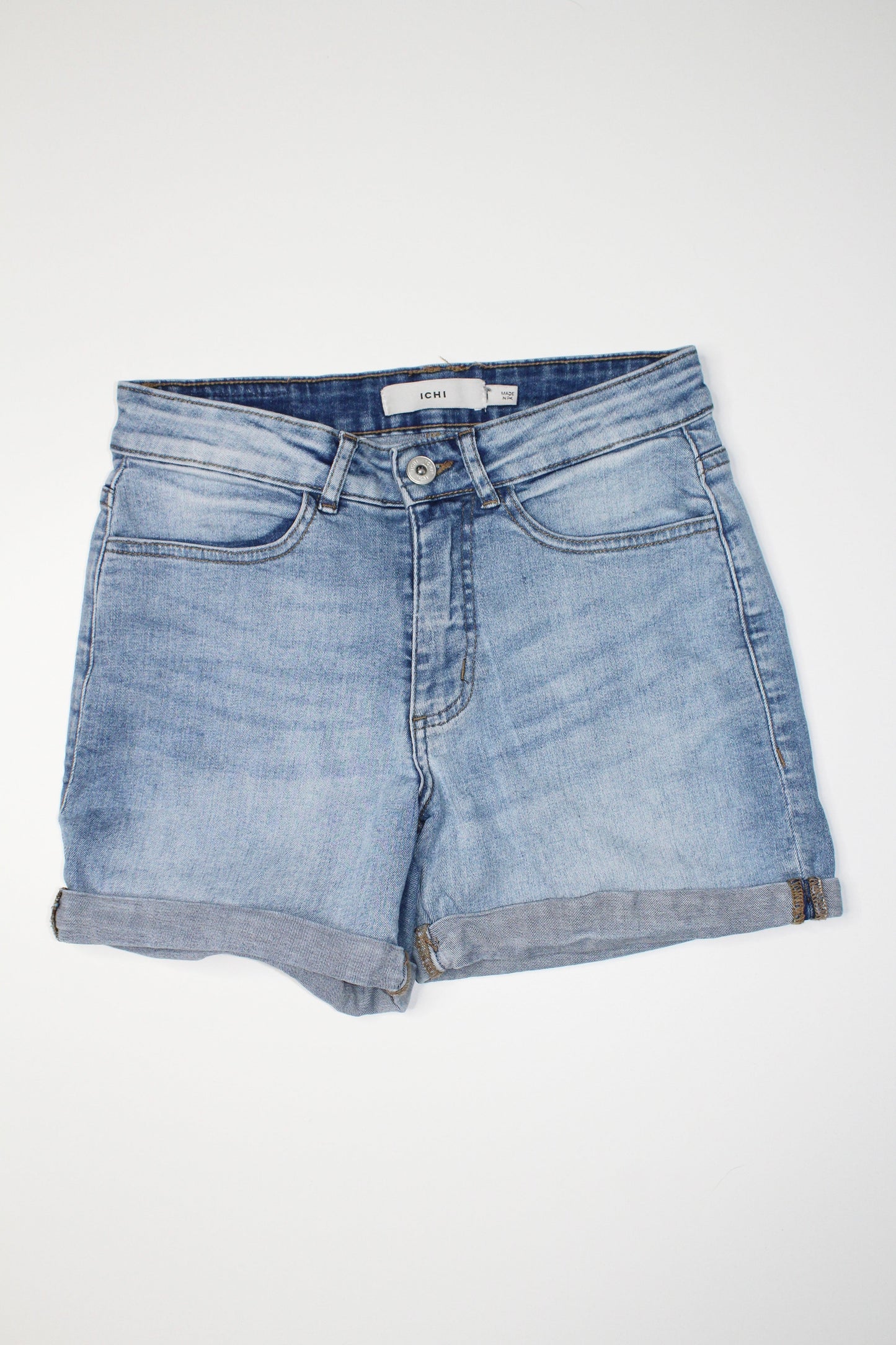 ICHI denim rolled cuff shorts, no size. Fit like size 26