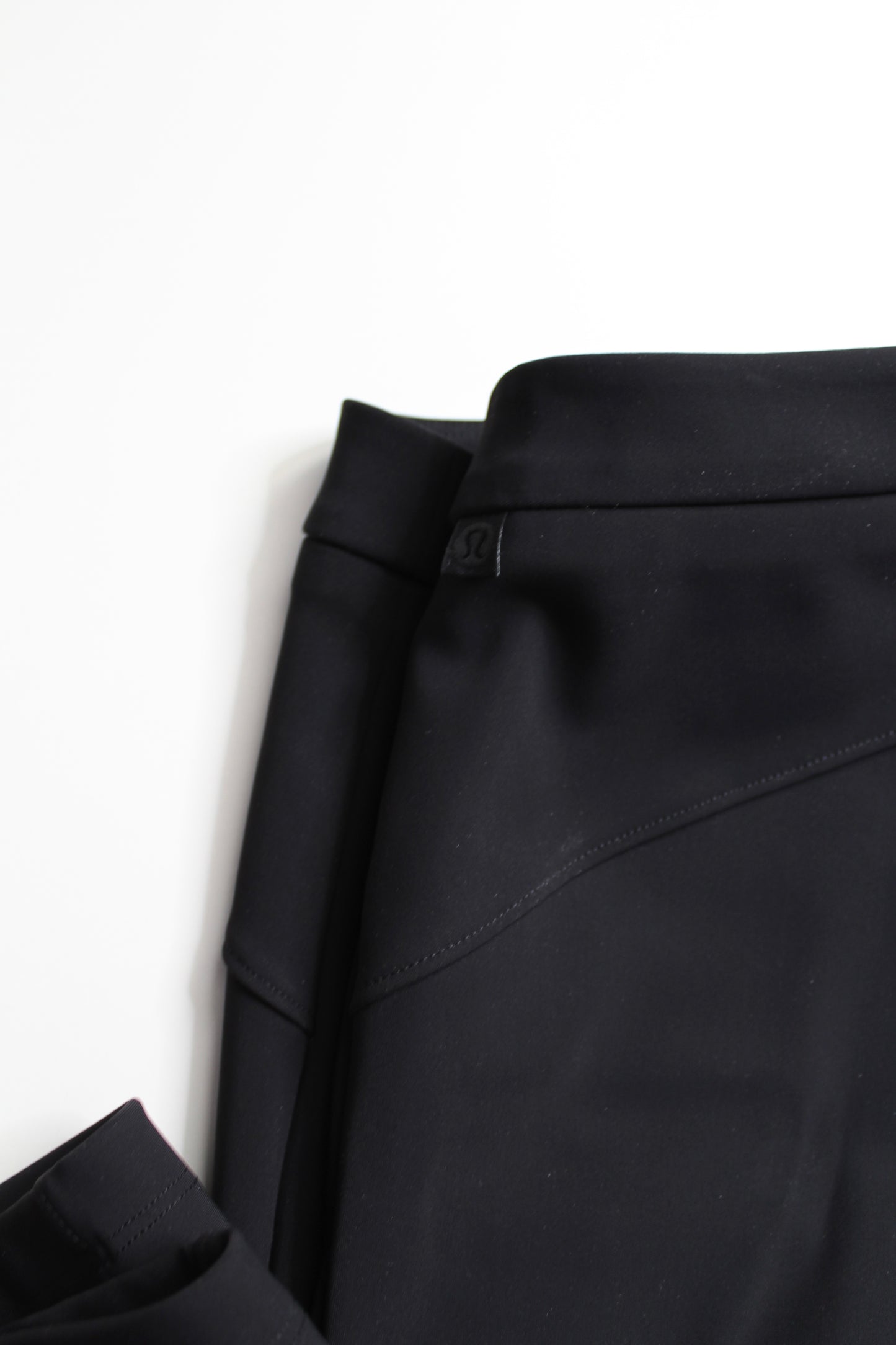 Lululemon black ‘on the move’ pant, size 10 (27”) (price reduced: was $58)