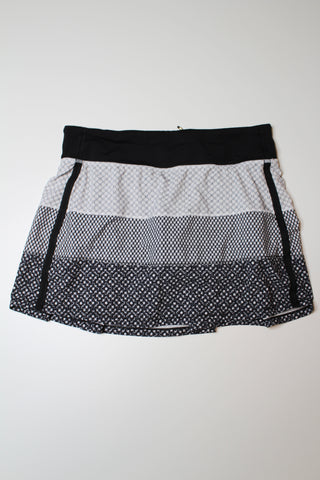Lululemon dottie eyelet white black/mish mesh/millie mesh pace rival skirt, size 8 *tall (price reduced: was $35)
