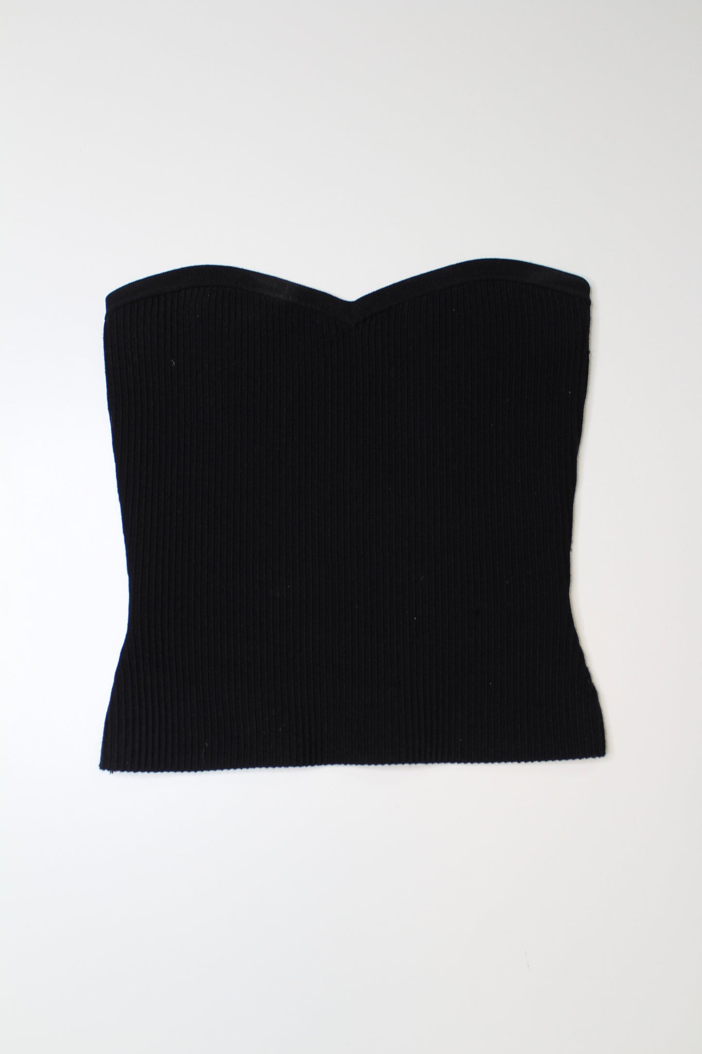 Aritzia black babaton ribbed sculpt knit sweetheart cropped top, size xxs (price reduced: was $30)