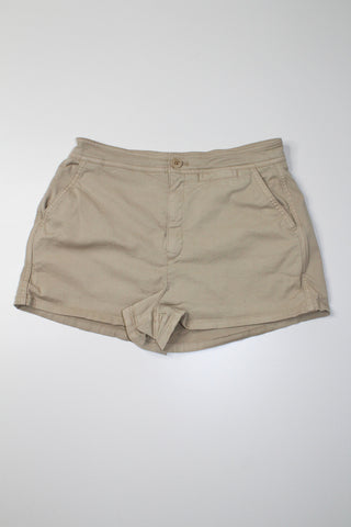 Aritzia Sunday Best beige walker shorts, size 2  (price reduced: was $24)