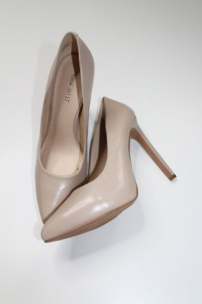 Nine West nude tatiana heels, size 8.5 (4”) (price reduced: was $40)