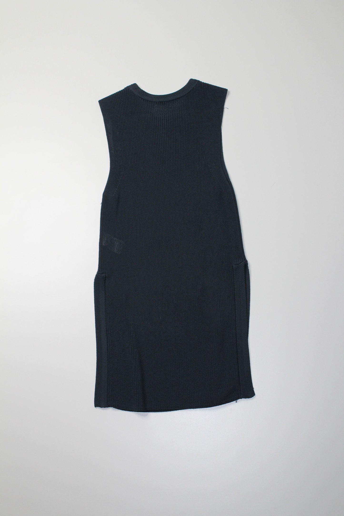 Aritzia wilfred durandal sleeveless sweater, size xxs (relaxed fit) (price reduced: was $42)