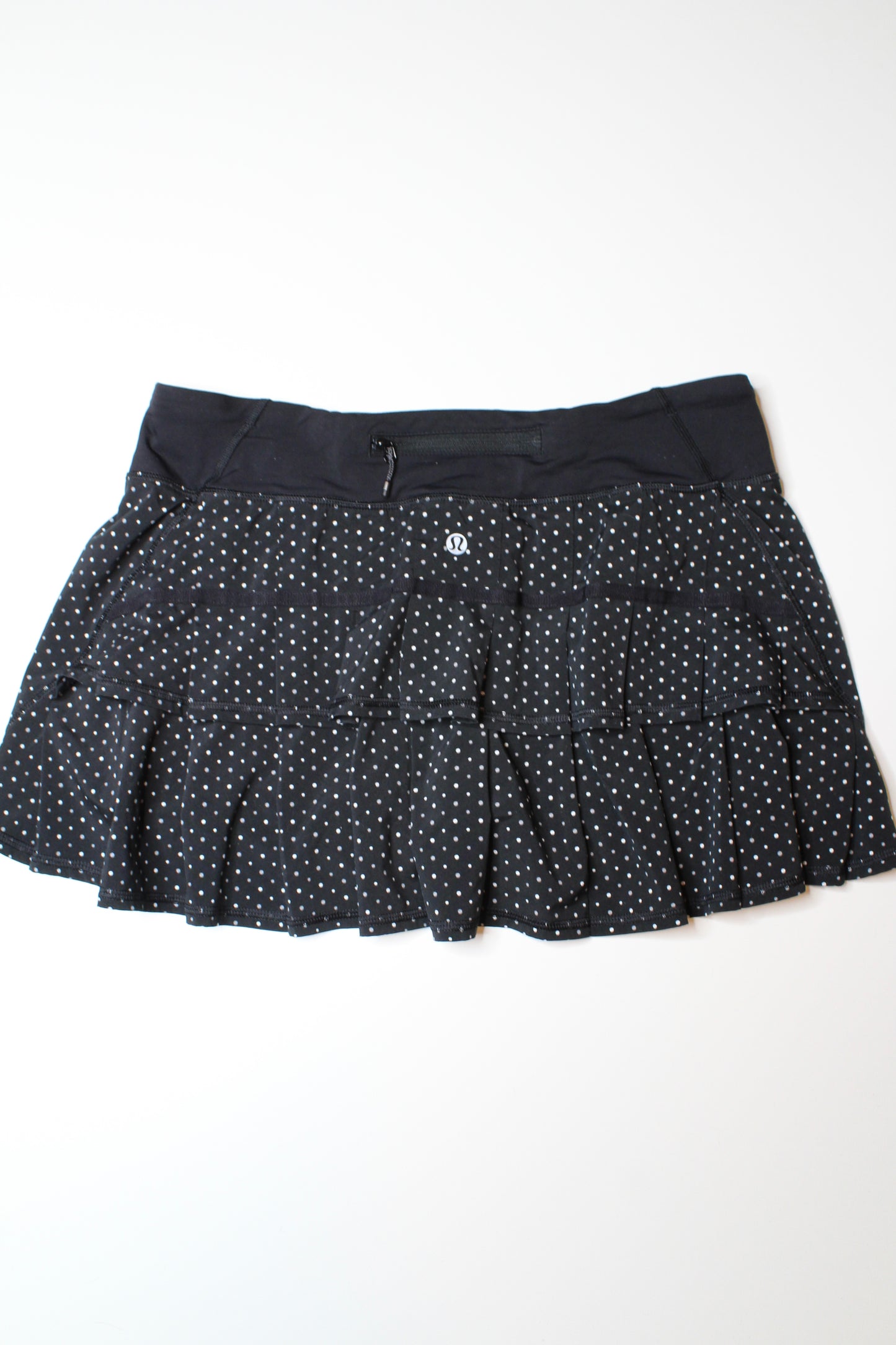 Lululemon chevron dot black/black pace setter skirt, size 10 *regular