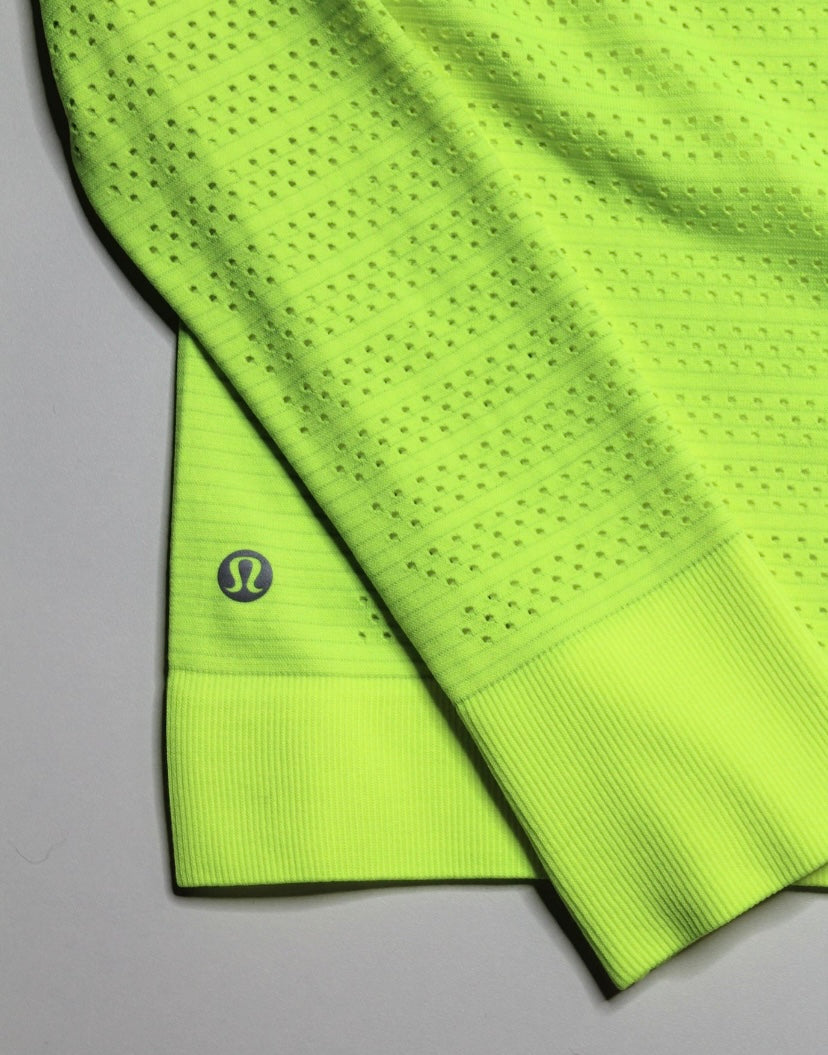 Lululemon highlight yellow ‘swiftly breeze’ long sleeve, size 4 (relaxed fit)