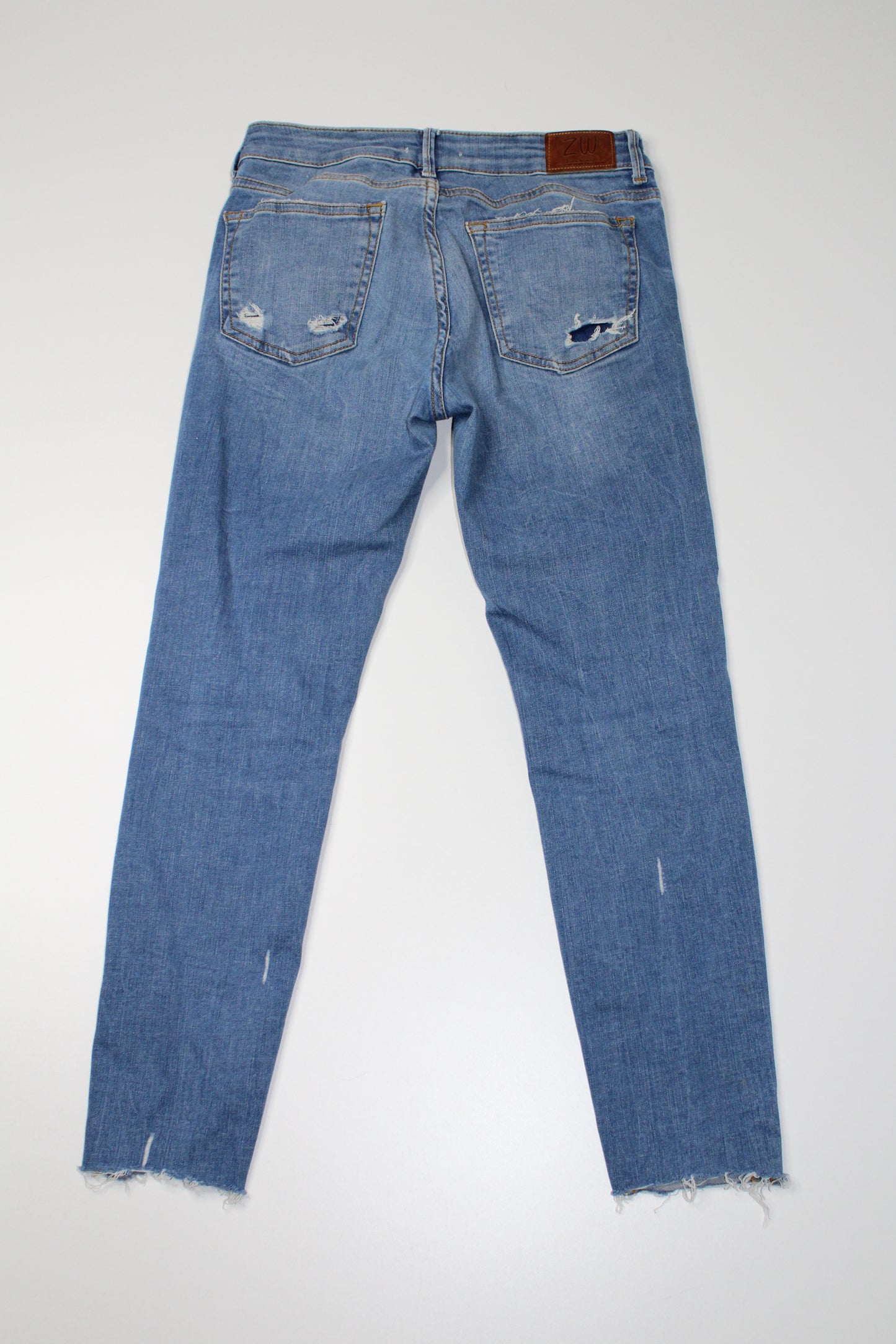 Zara distressed skinny jeans, size 4 (price reduced: was $25)