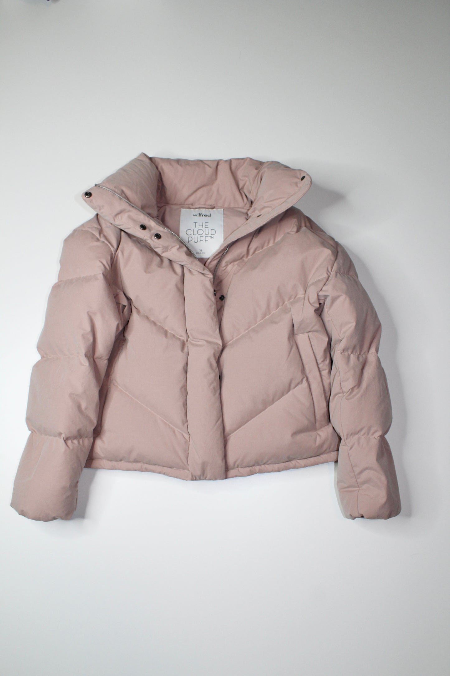 Aritzia wilfred fawn pink ‘cloud puff’ jacket, size xs