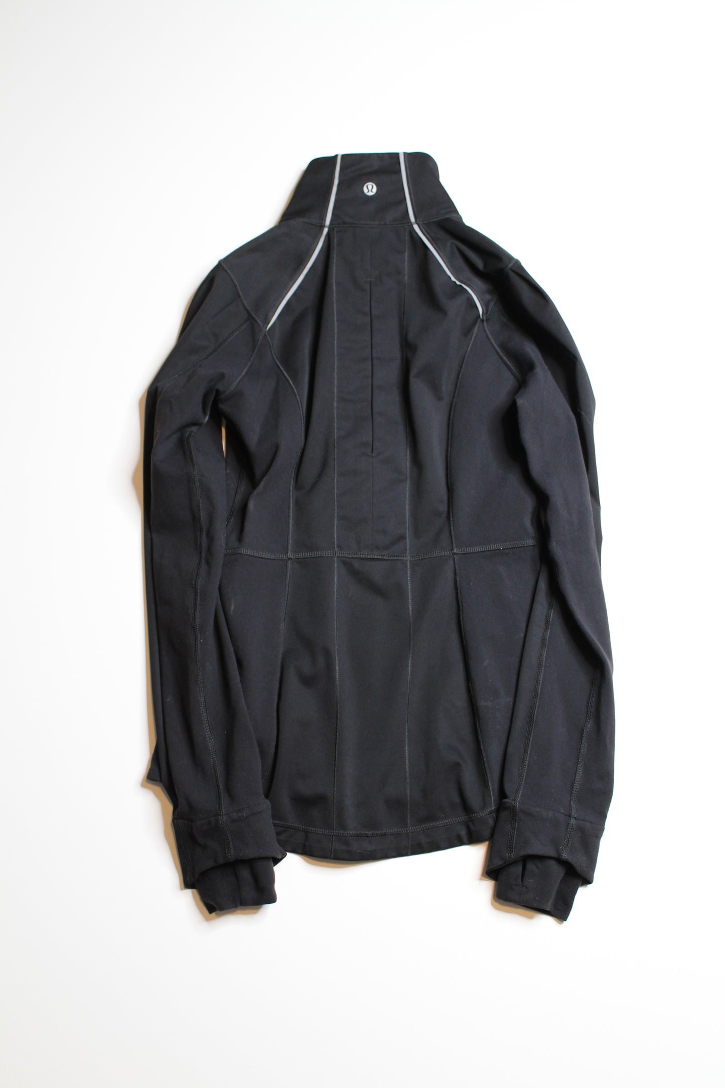 Lululemon black zip up run jacket, size 4