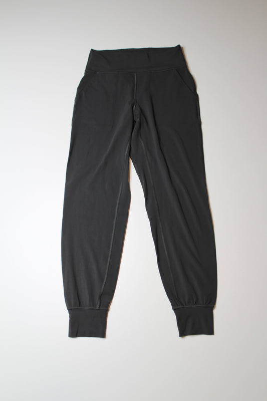 Lululemon graphite grey ‘align’ jogger, size 6