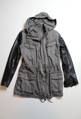 Aritzia talula trooper jacket, size xs (loose fit) (additional 50% off)