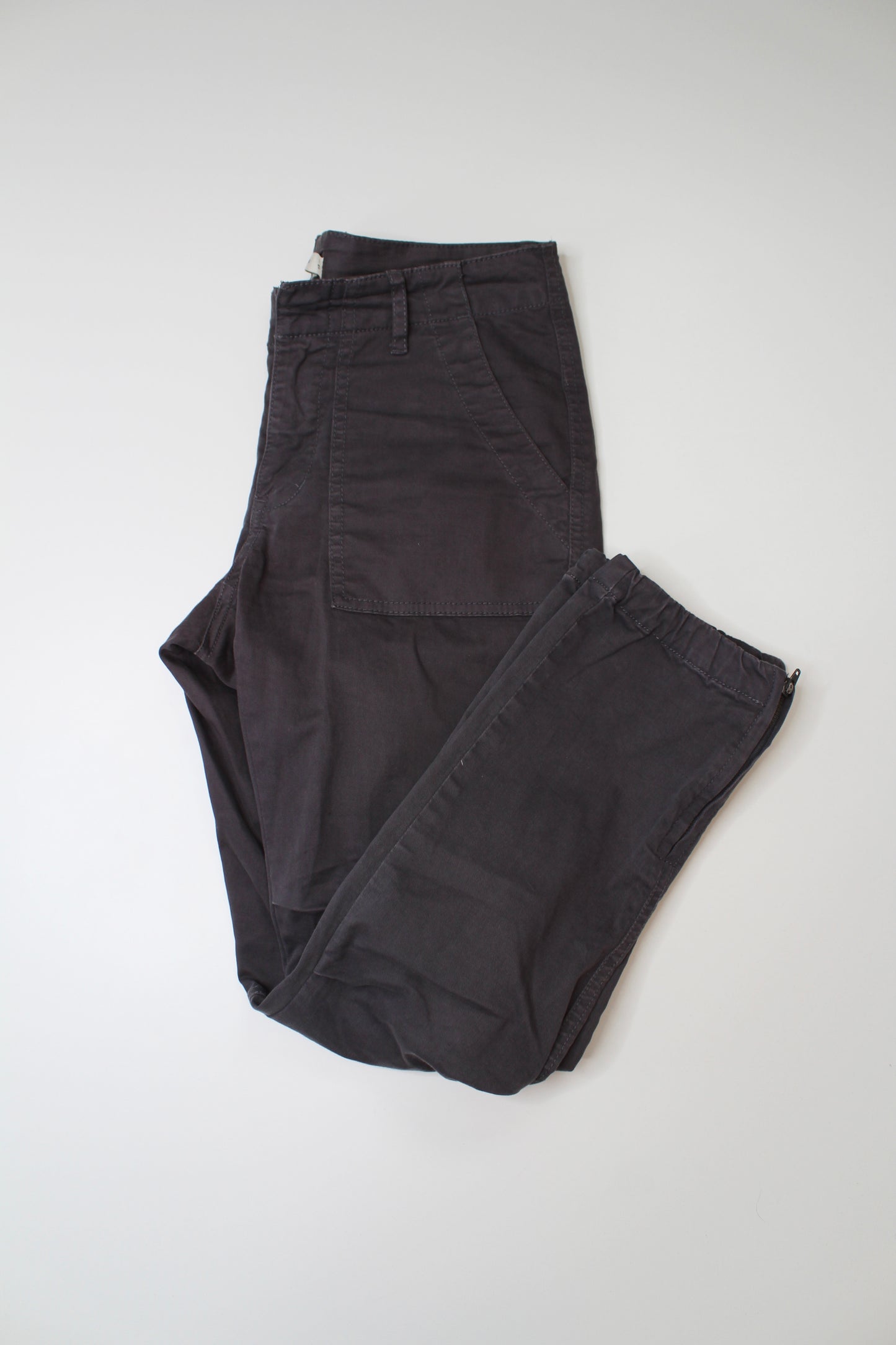 Aritzia TNA grey heroic cargo jogger, size 0 (XS) (price reduced: was $32)